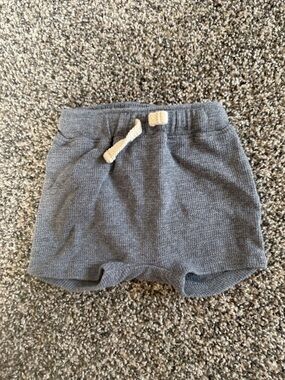 Old Navy Baby Boy Gray Knit Shirts 0-3 Months